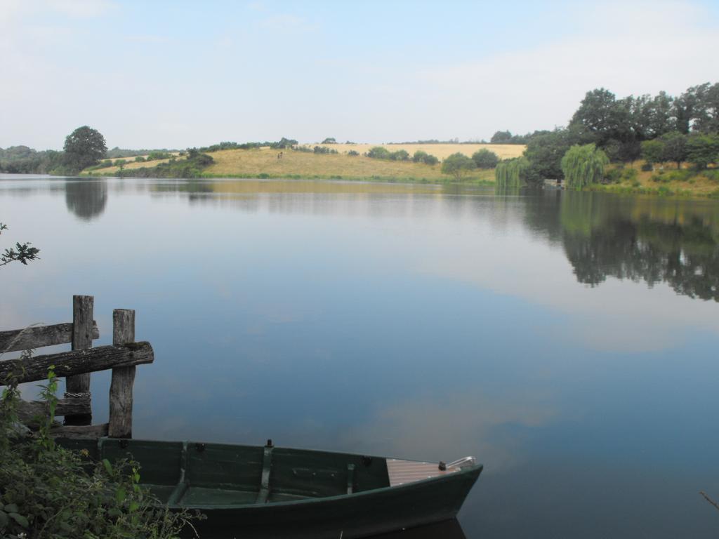 Bed and Breakfast A La Haute Bouillere Chavagnes-les-Redoux Exterior foto