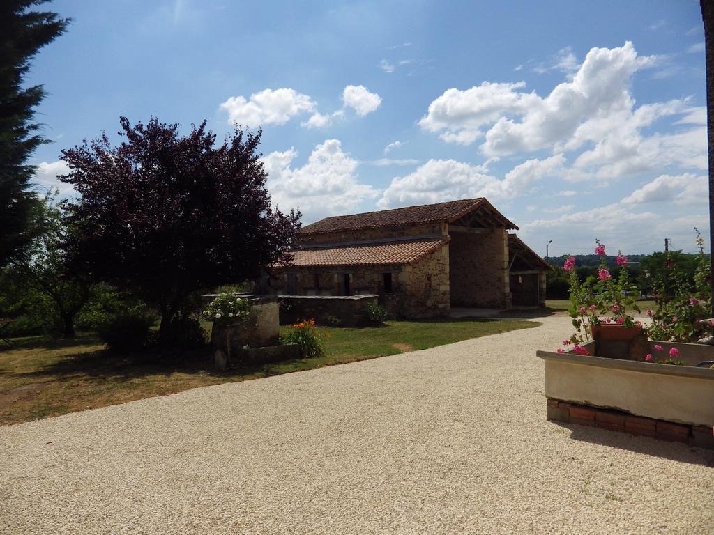 Bed and Breakfast A La Haute Bouillere Chavagnes-les-Redoux Exterior foto